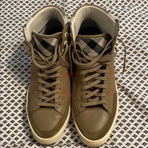 Burberry sneakers